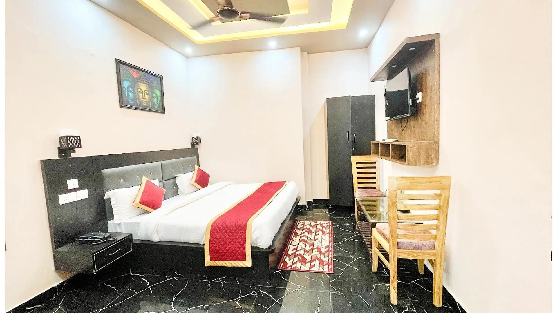 Hotel P-S-R , Varanasi, Fully Air Conditioned Room With Free Wifi, Near Shri Kashi Vishwanath Temple And Ganga Ghat 0*, 바라나시 인도